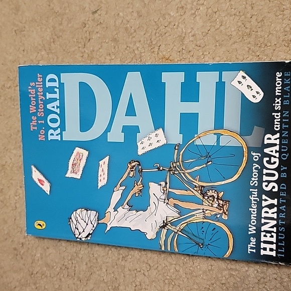 7 Roald Dahl Paperback Books - Picture 10 of 15